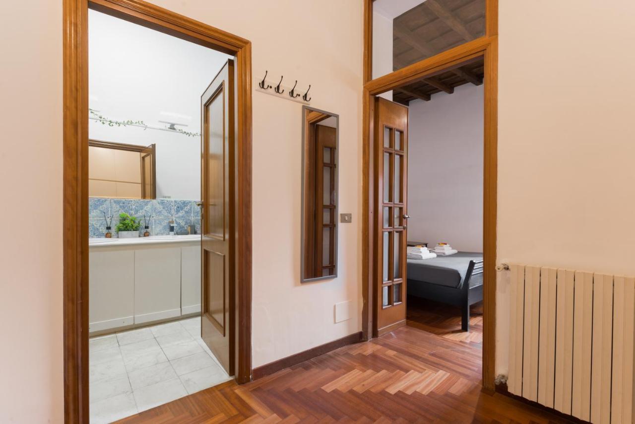 Appartamento Vicolo Delle Grotte Rome Extérieur photo