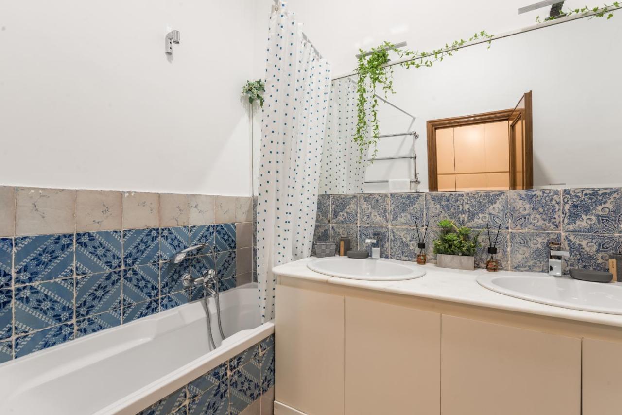 Appartamento Vicolo Delle Grotte Rome Extérieur photo